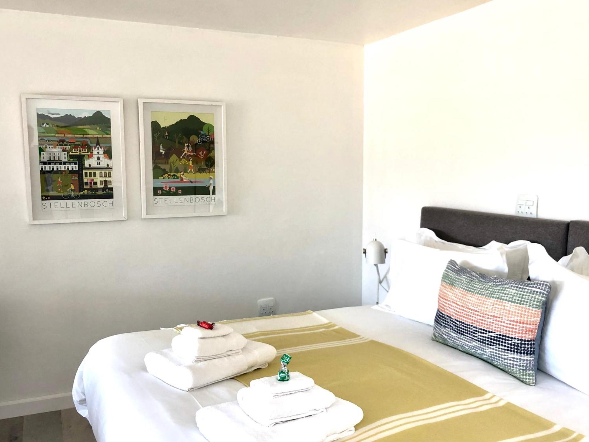 Karee Manor Guesthouse Stilbaai Rum bild