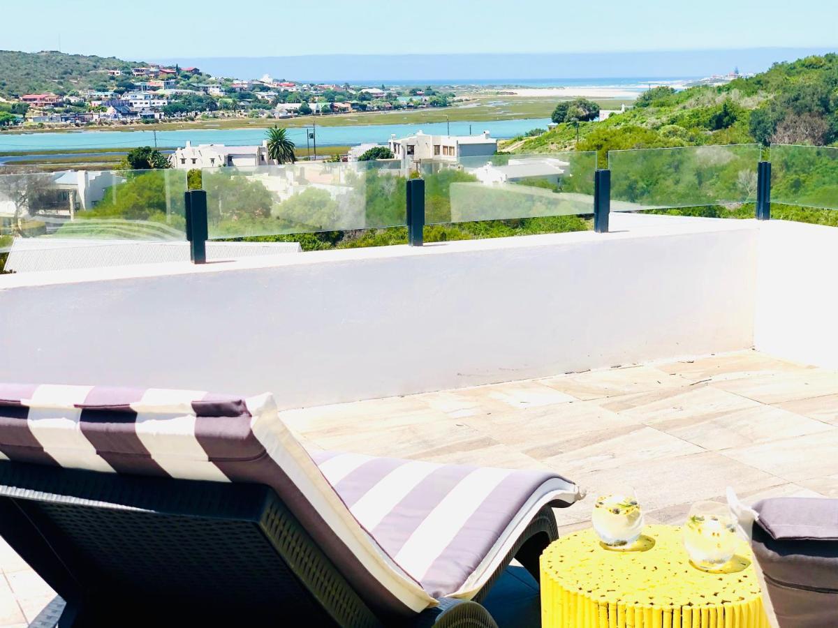 Karee Manor Guesthouse Stilbaai Exteriör bild